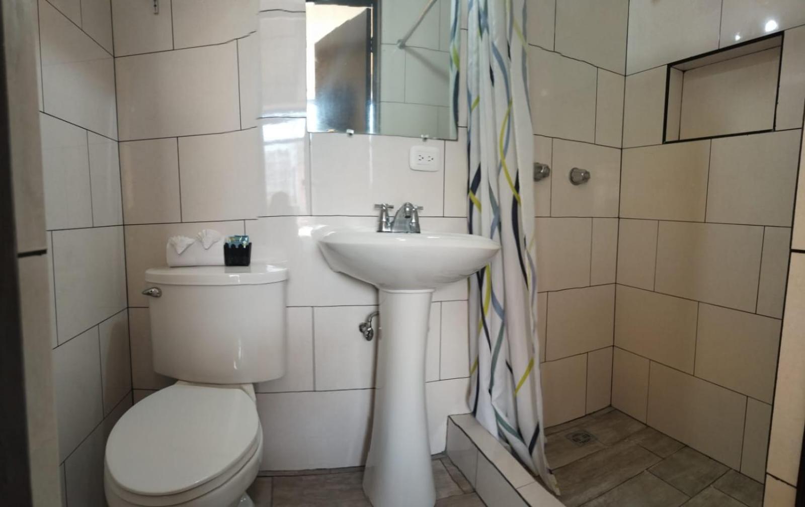 Hotel Sevilla Gwatemala Zewnętrze zdjęcie
